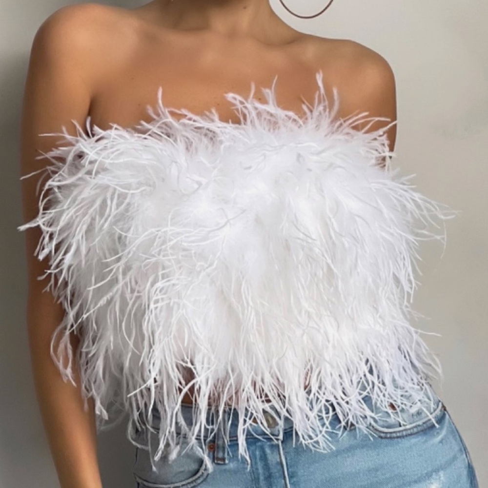 Club London White Feather Strapless Top. US 2